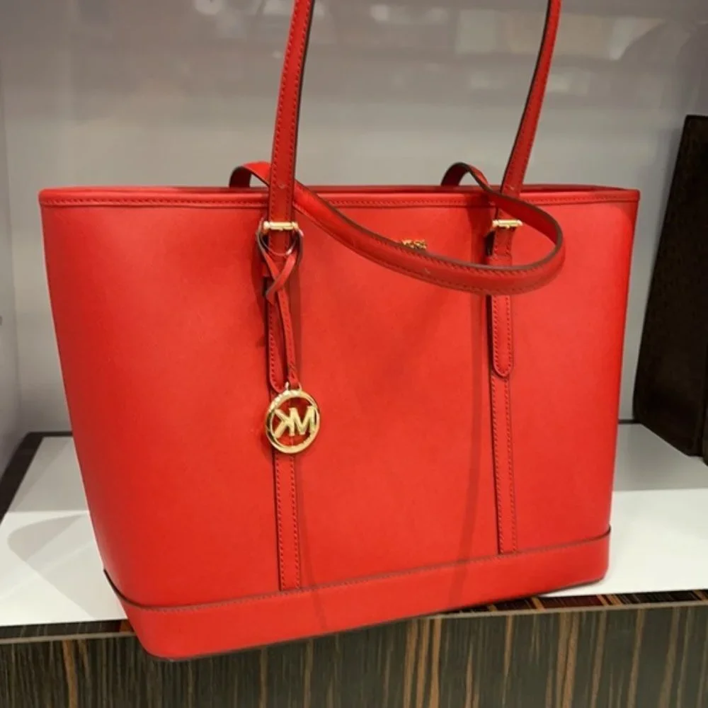 Michael Kors Jet Set Travel Large Top Zip Tote Leather